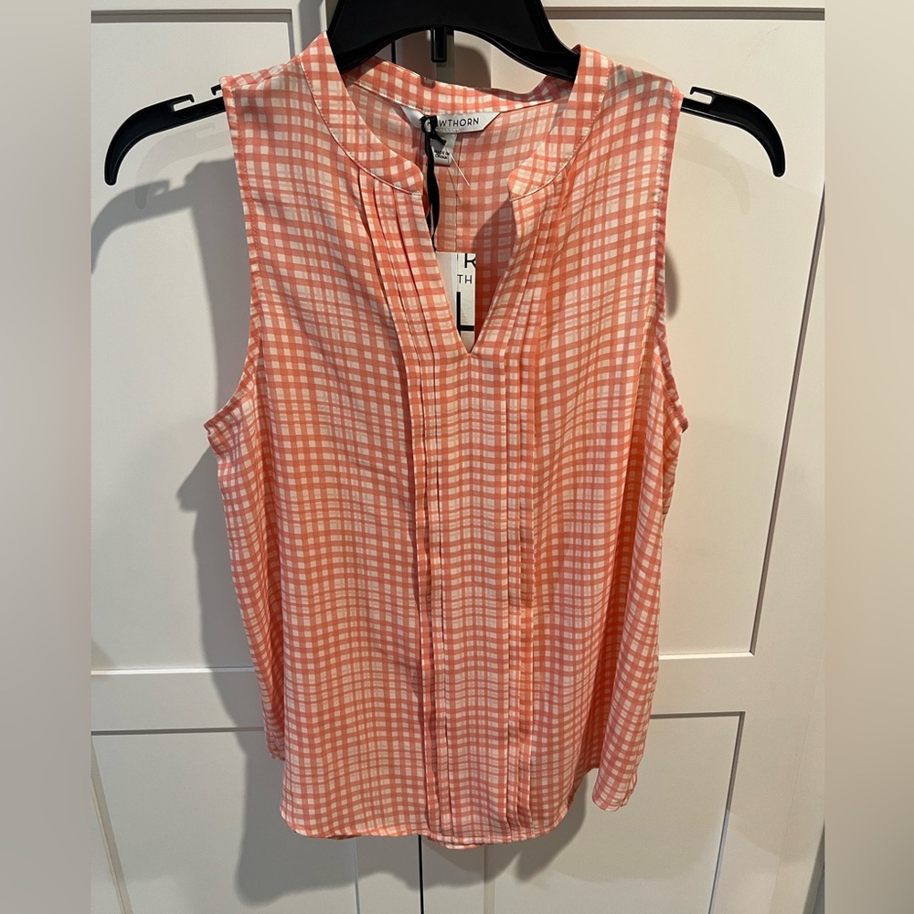 Sleeveless tank top